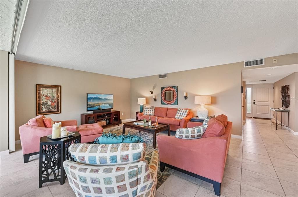 8710 MIDNIGHT PASS ROAD 203B photo 13