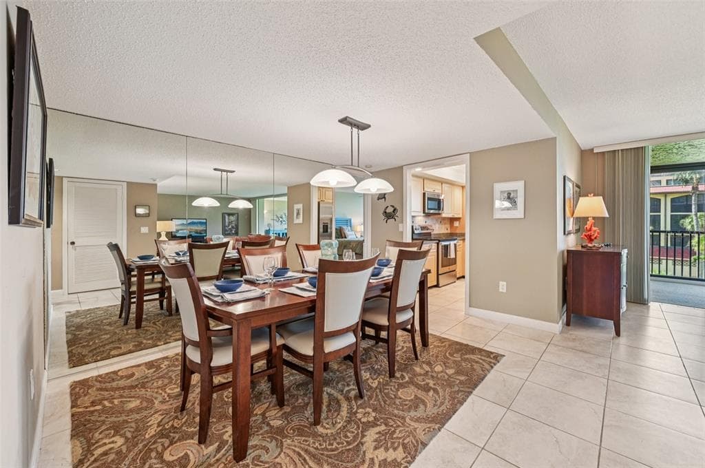 8710 MIDNIGHT PASS ROAD 203B photo 15