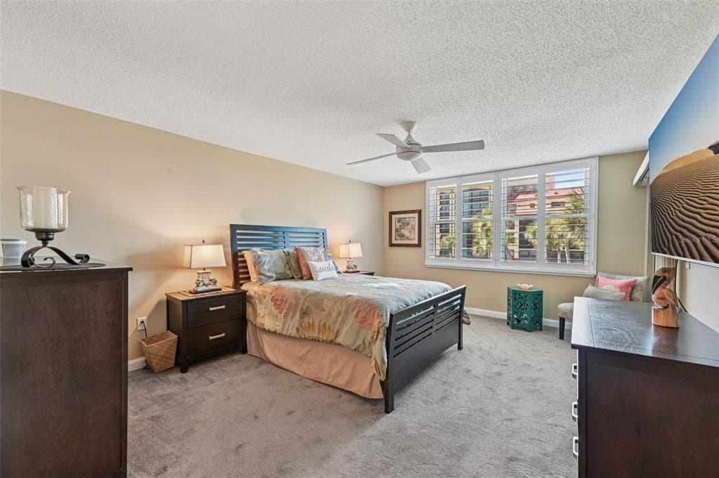 8710 MIDNIGHT PASS ROAD 203B photo 21