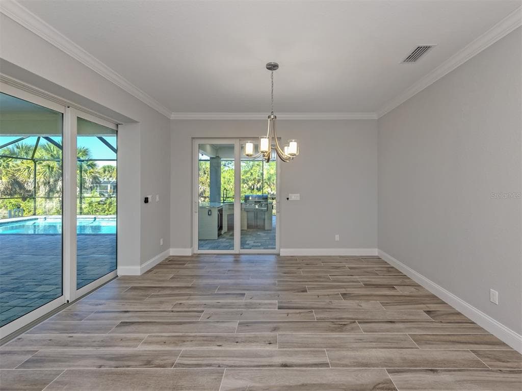 3423 KNOX TERRACE photo 6