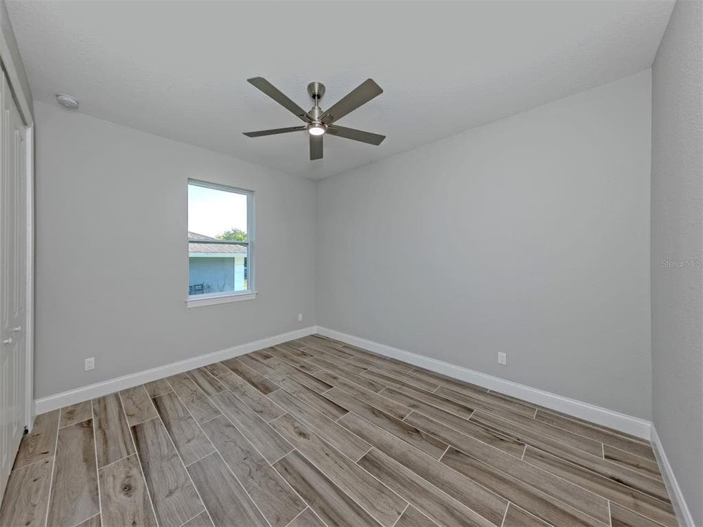 3423 KNOX TERRACE photo 17