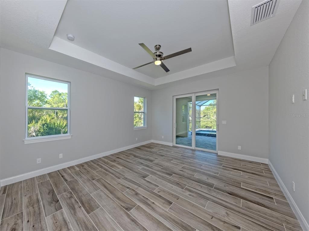 3423 KNOX TERRACE photo 11
