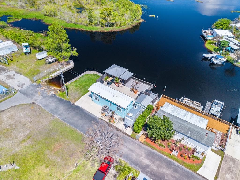 1315 PINE ISLAND DR N photo 23