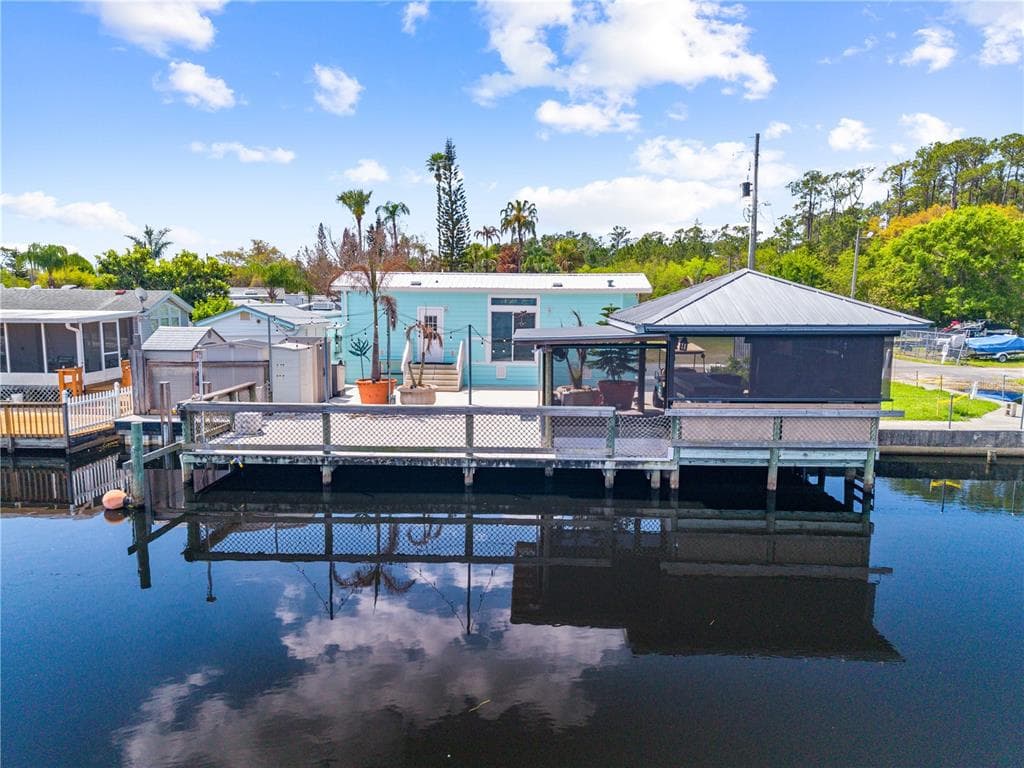 1315 PINE ISLAND DR N 2
