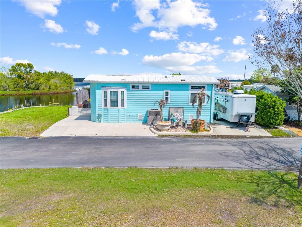 1315 PINE ISLAND DR N 4
