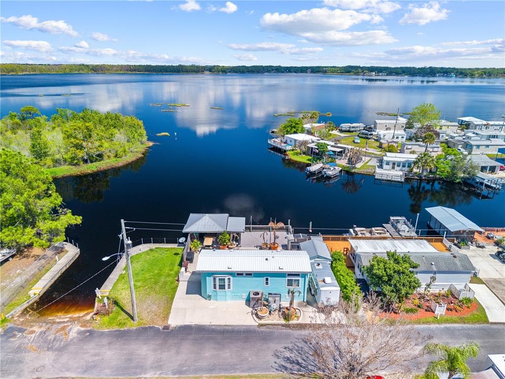 1315 PINE ISLAND DR N photo 21