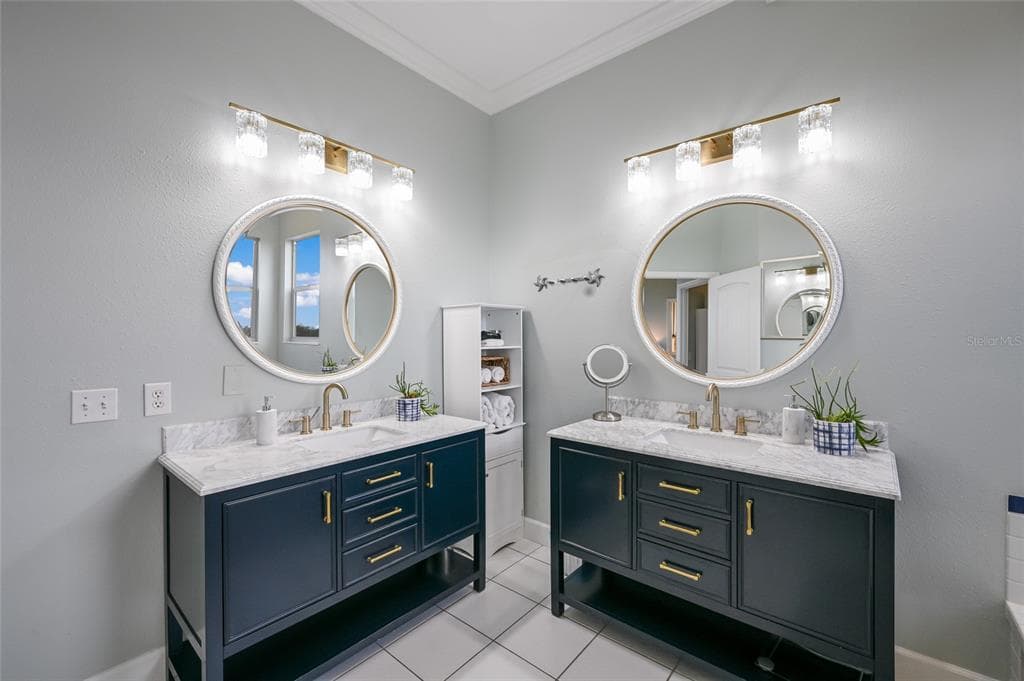 7325 HOLLY ROAD photo 17