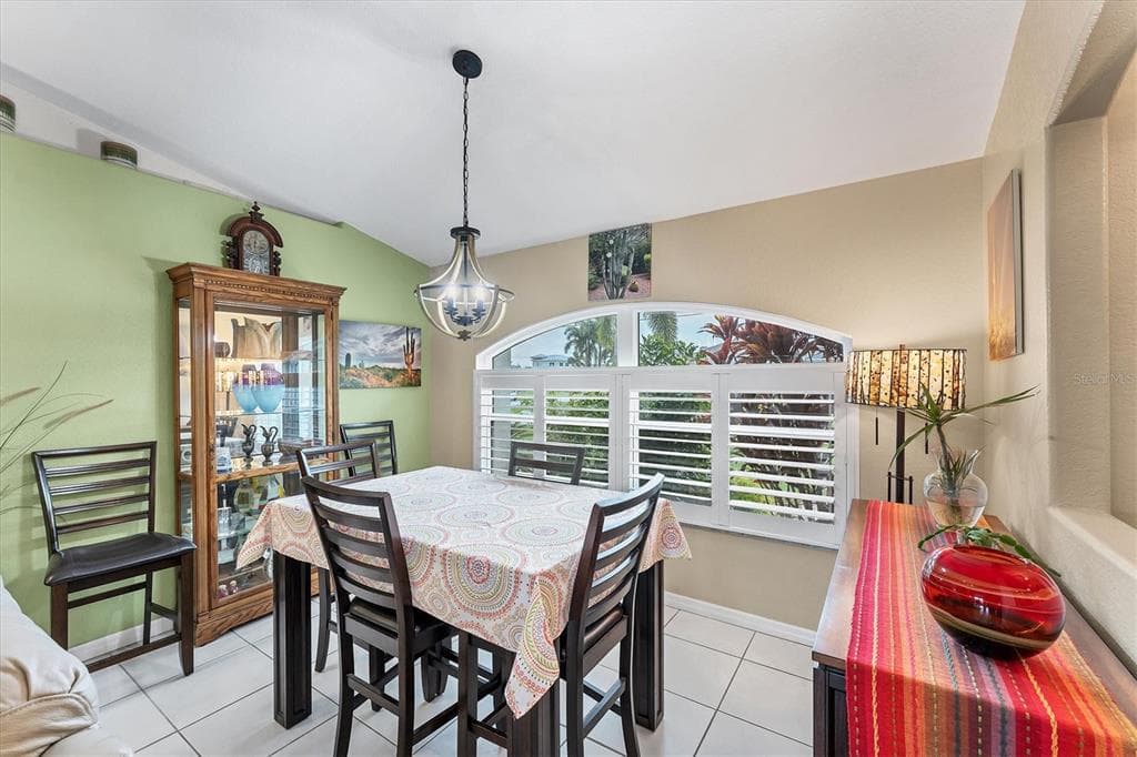 2555 DIXON TERRACE photo 17