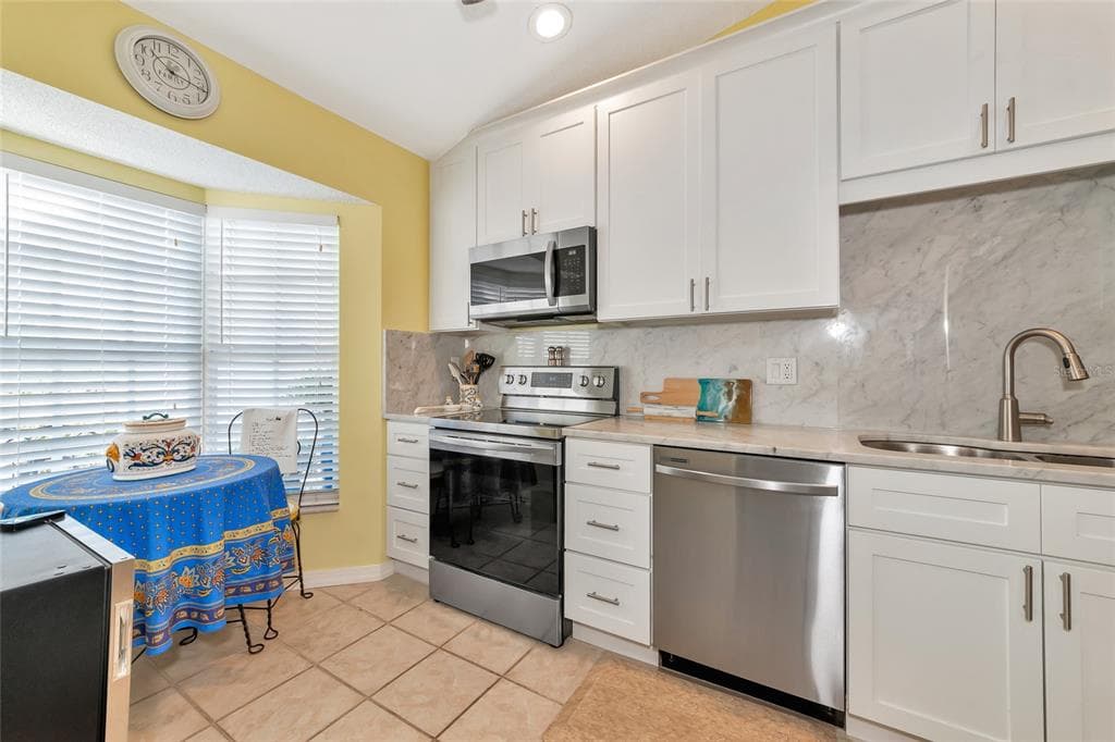 504 WOODSTORK CIRCLE photo 5