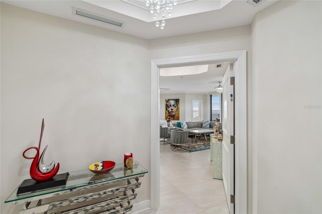 5823 BOWEN DANIEL DRIVE 1103 photo 7