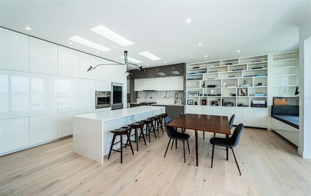 14077 N BAYSHORE DRIVE photo 9