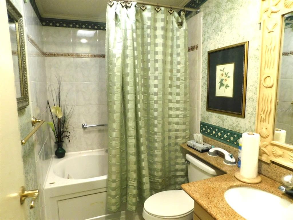 1001 STARKEY ROAD 395 photo 23