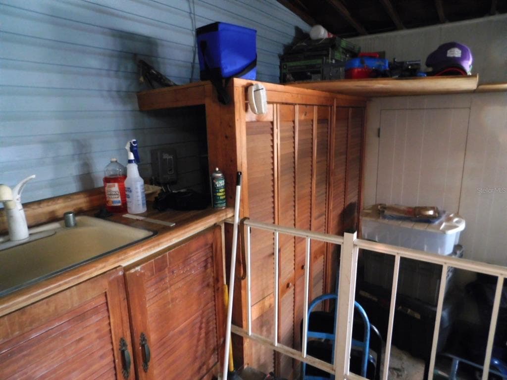 1001 STARKEY ROAD 395 photo 17