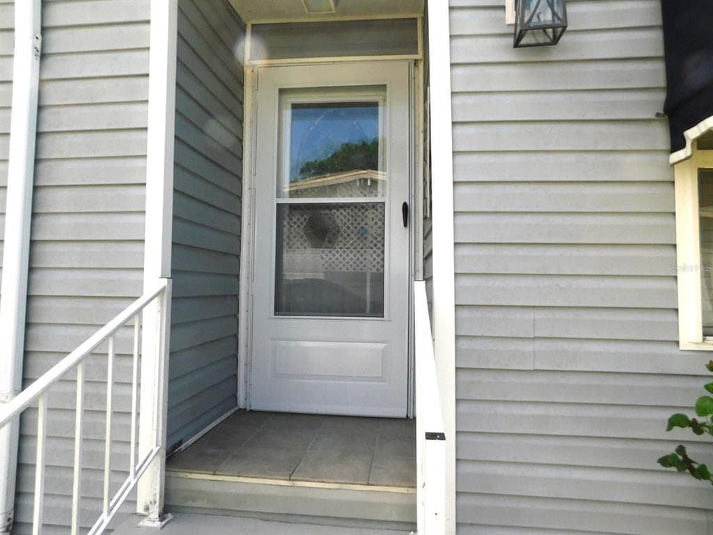 1001 STARKEY ROAD 395 photo 12