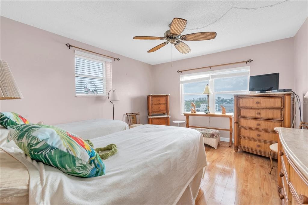 285 107TH AVENUE 701 photo 14