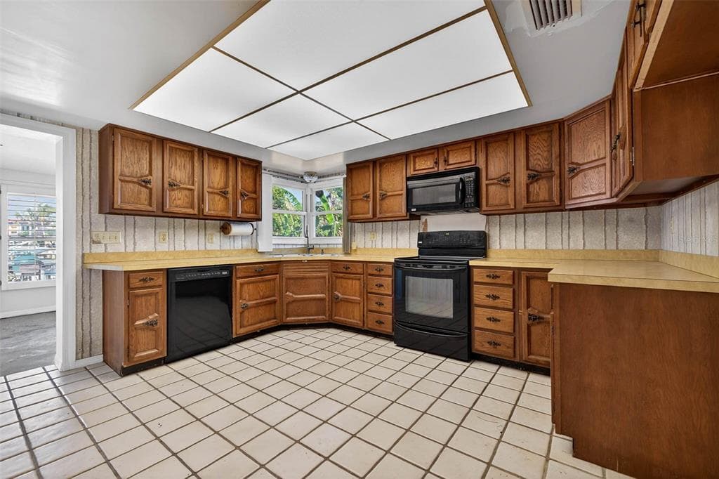 3103 WEDGEWOOD DRIVE photo 8