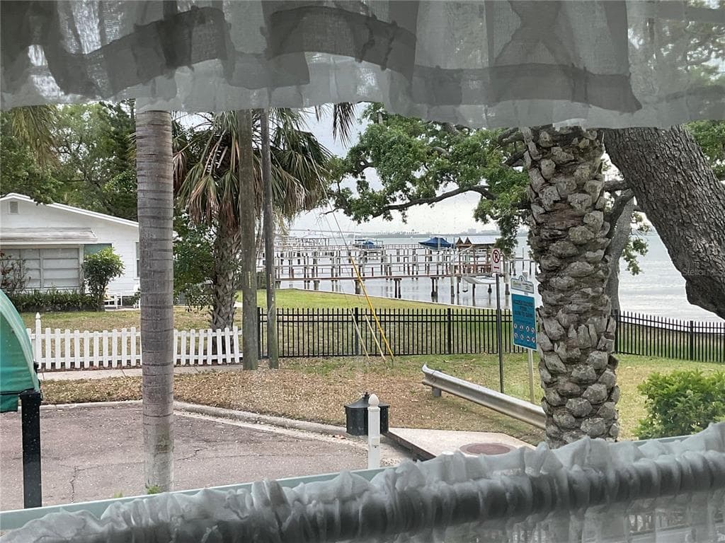 202 FAIRMONT STREET photo 10