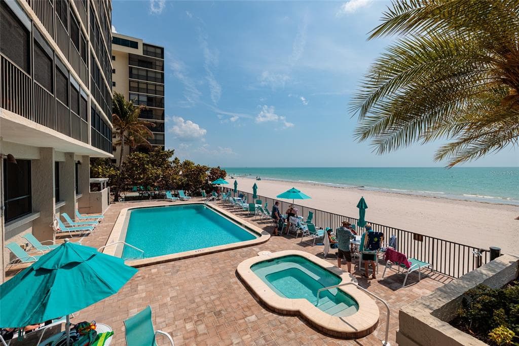 15462 GULF BOULEVARD 304 photo 24