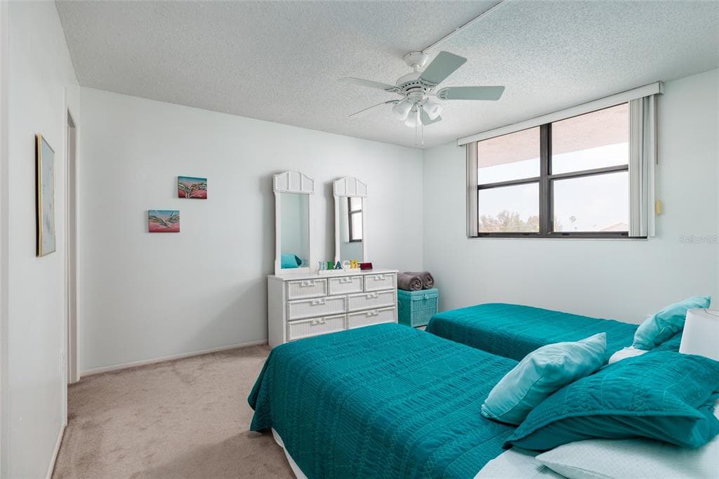 15462 GULF BOULEVARD 304 photo 19
