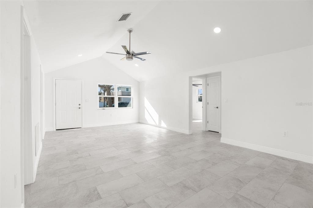 13726 MICHELLE AVENUE photo 13