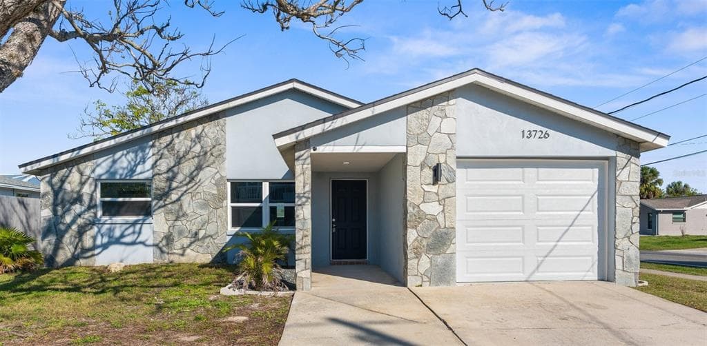 13726 MICHELLE AVENUE photo 1