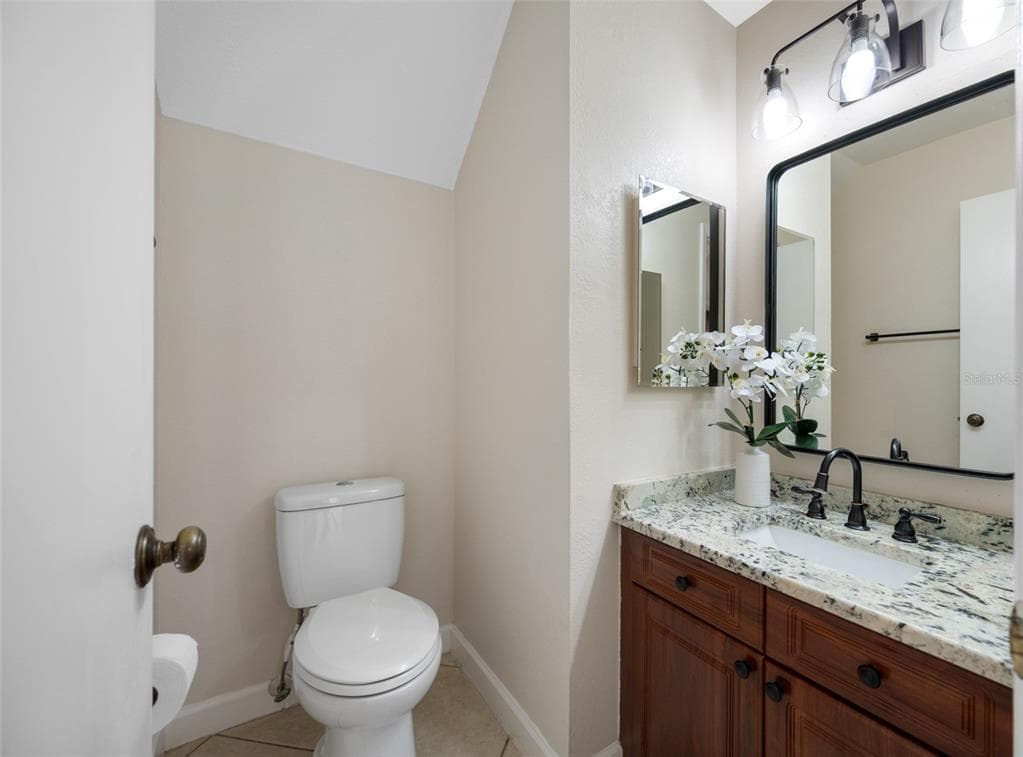 10416 SAINT TROPEZ PLACE photo 23