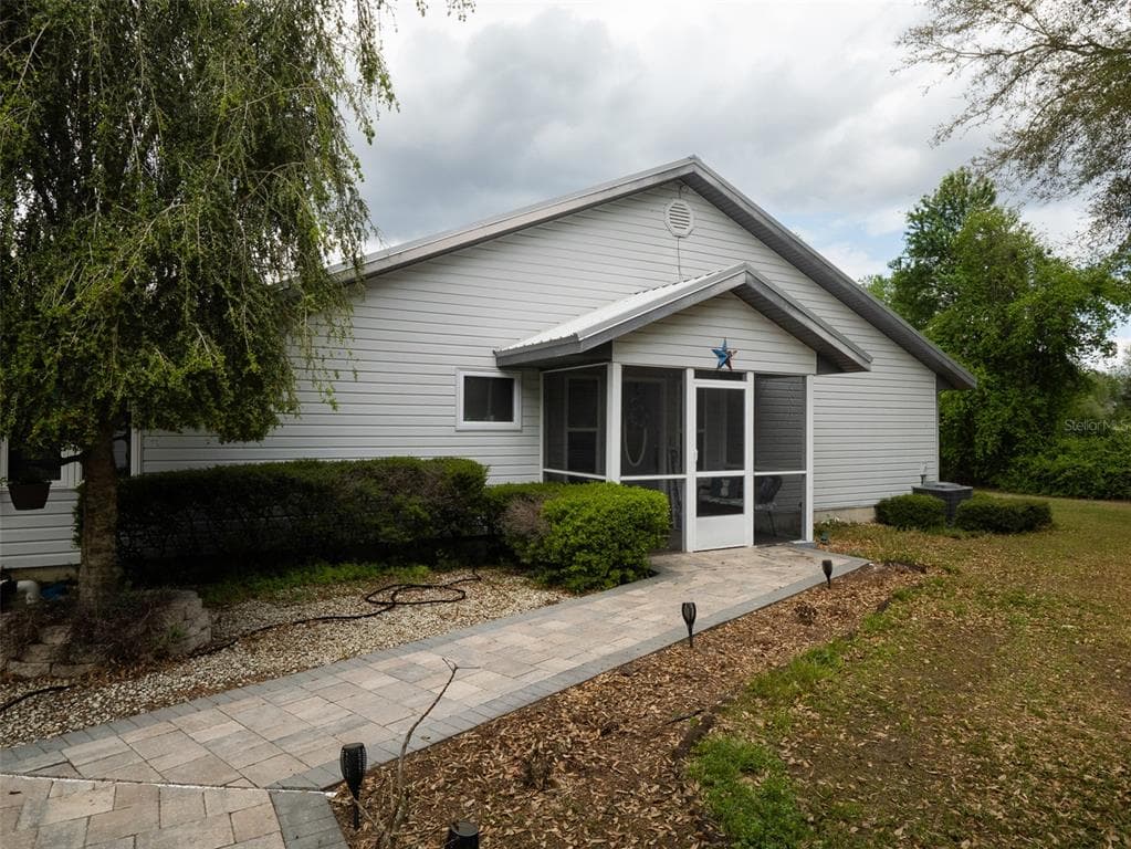 5119 HESKETT LANE photo 2