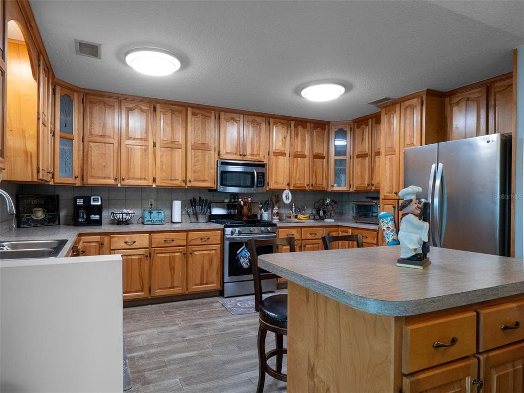 5119 HESKETT LANE photo 9