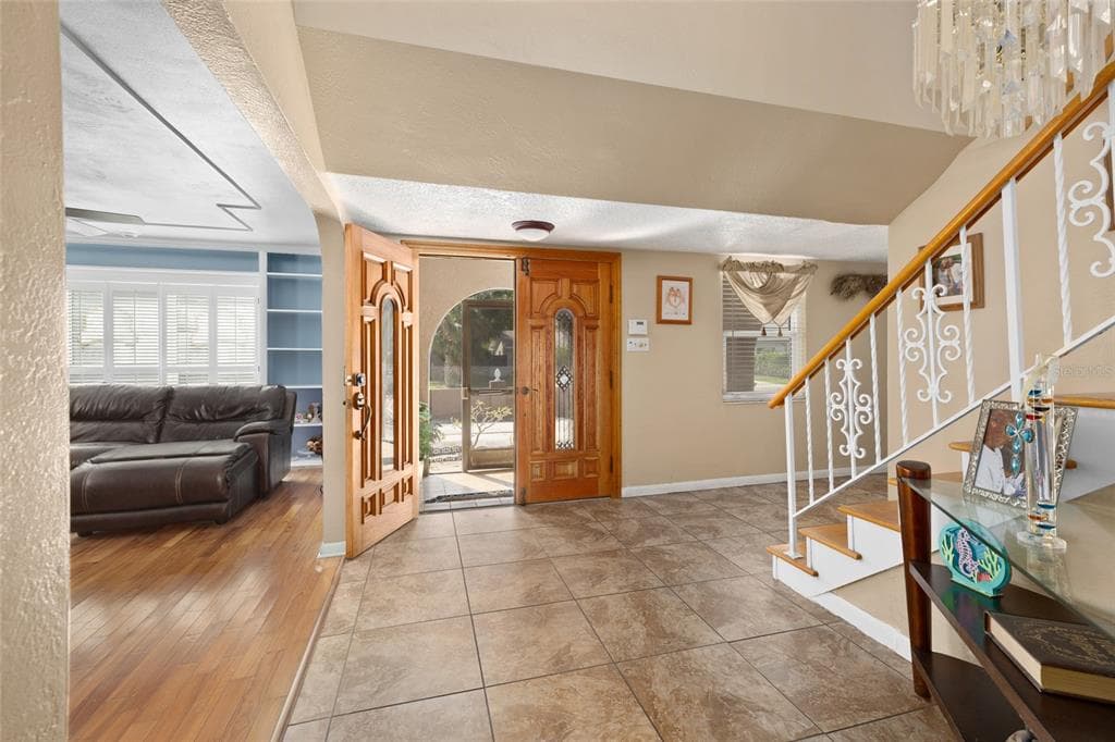 1449 45TH AVENUE NE photo 10