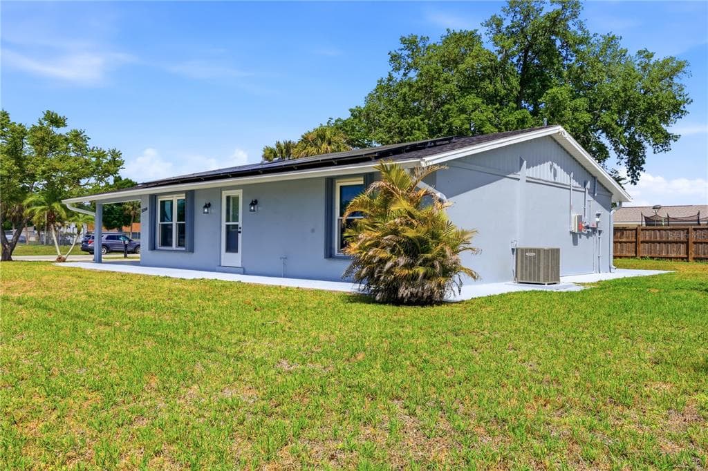 21298 MIDWAY BOULEVARD photo 6