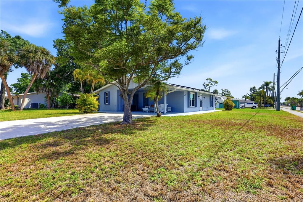 21298 MIDWAY BOULEVARD photo 10