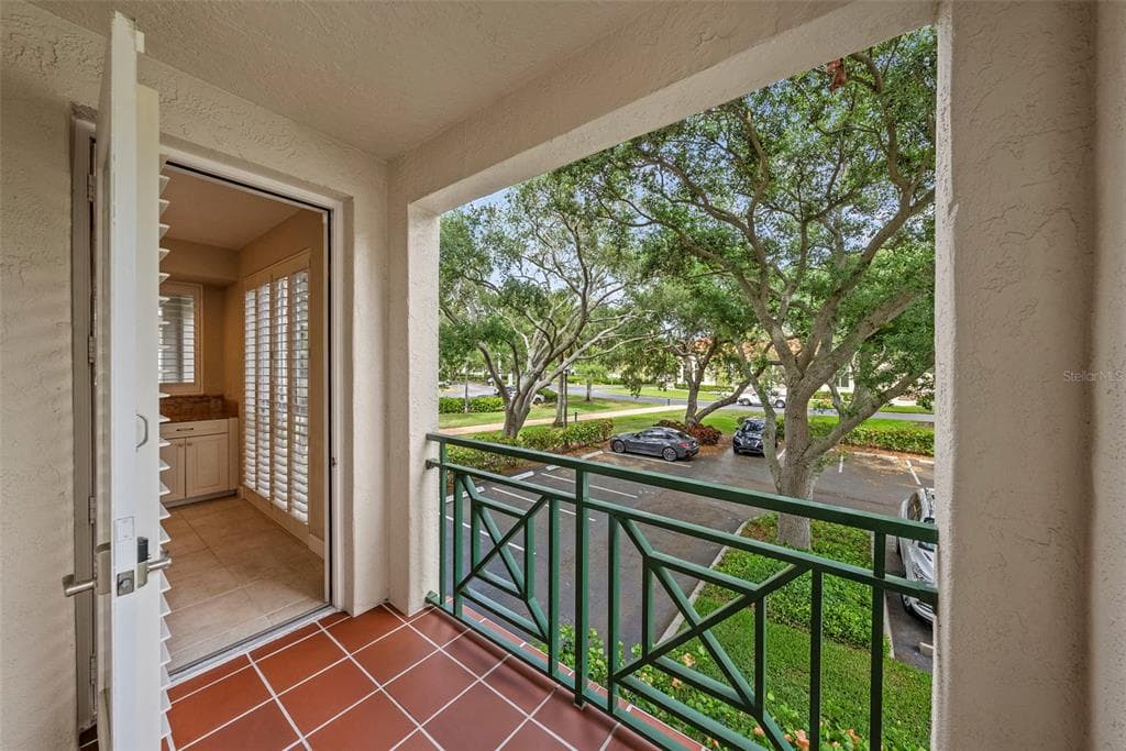 4780 DOLPHIN CAY LANE S 109 photo 16