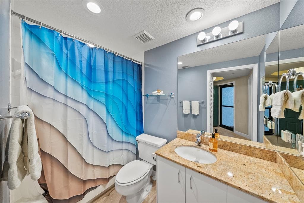 4780 DOLPHIN CAY LANE S 109 photo 22