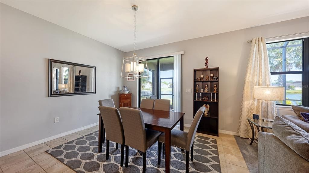 2446 CARNATION COURT photo 22