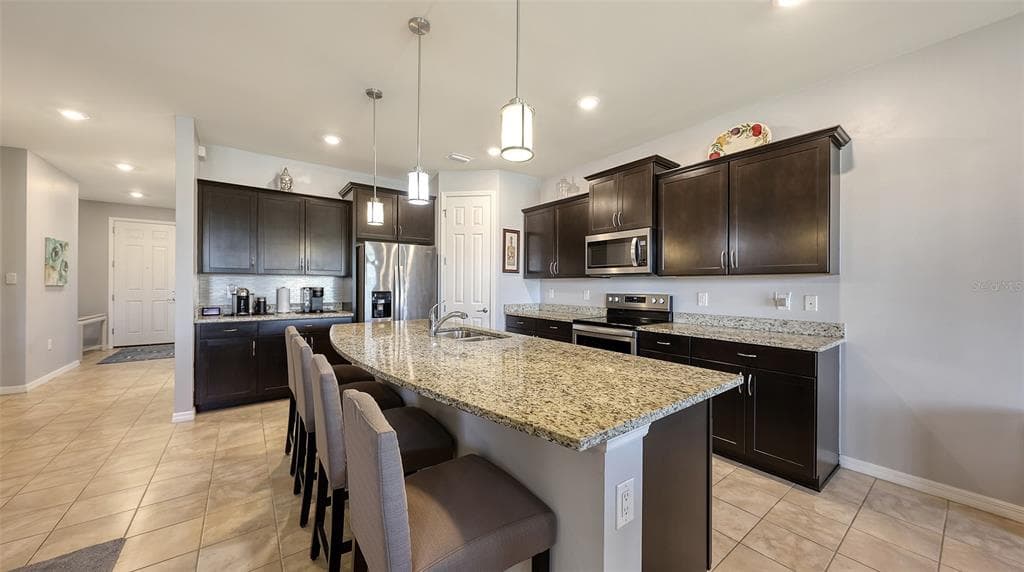 2446 CARNATION COURT photo 15