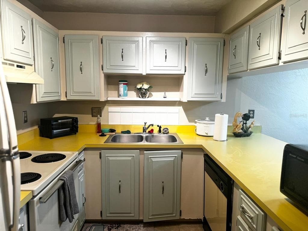1415 OCEAN SHORE BOULEVARD B060 photo 7