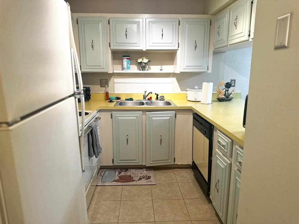 1415 OCEAN SHORE BOULEVARD B060 photo 11