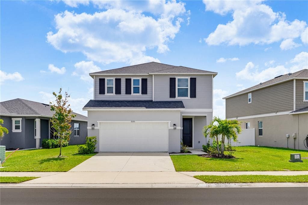 9395 SANDY BLUFFS CIRCLE photo 1