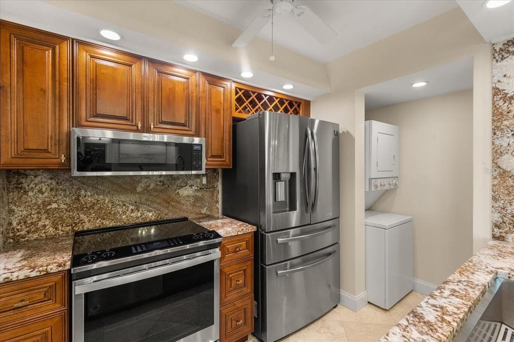 450 S GULFVIEW BOULEVARD 802 photo 5