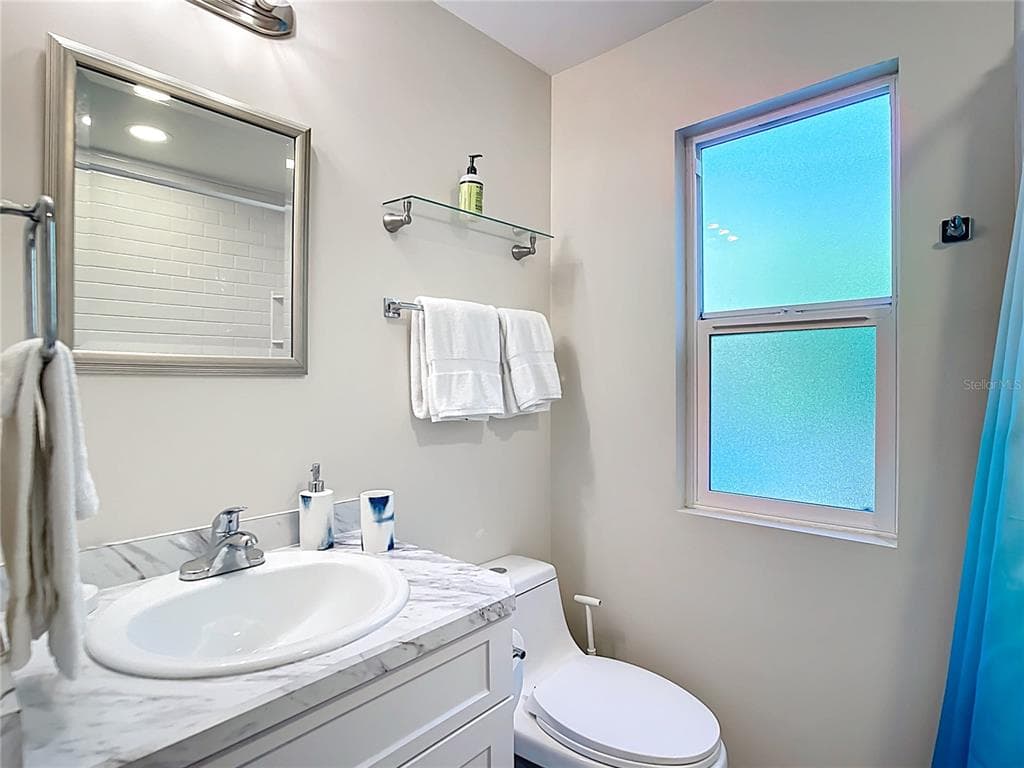 4410 WARREN AVENUE 101 photo 14