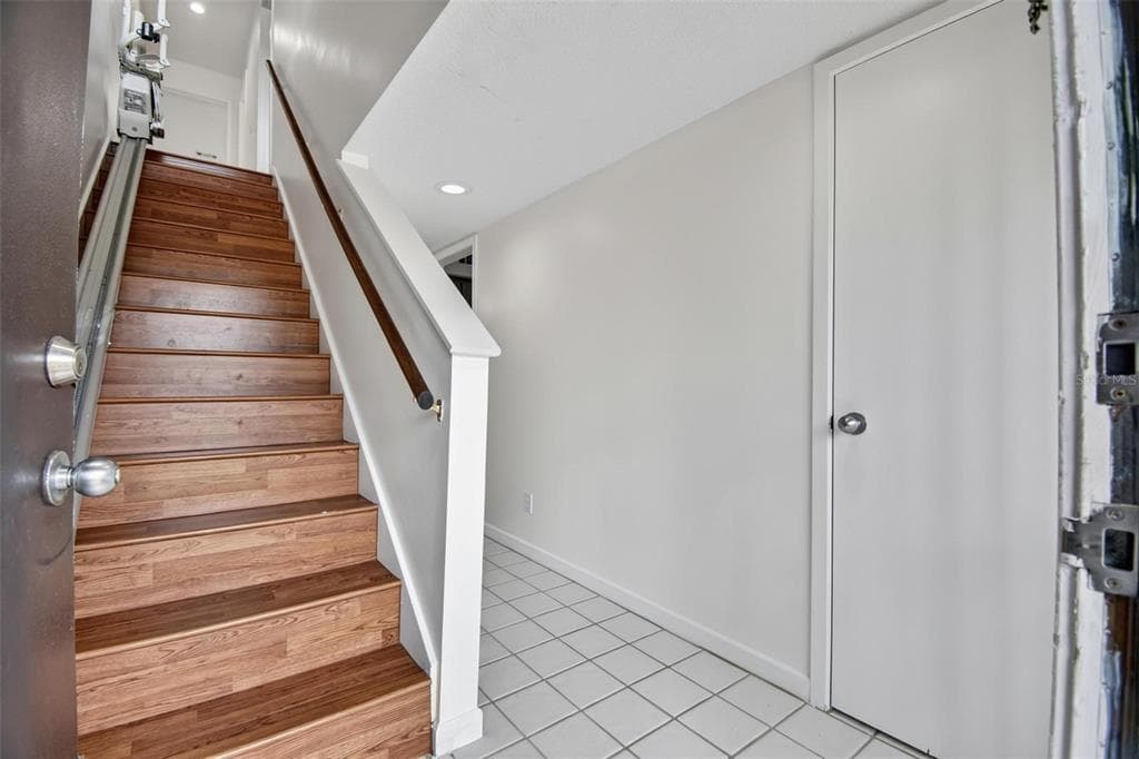 44 CLUB HOUSE DRIVE 106 photo 6