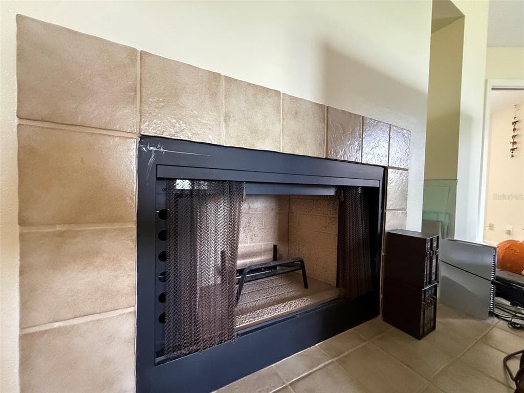 25188 MARION AVENUE E212 photo 16