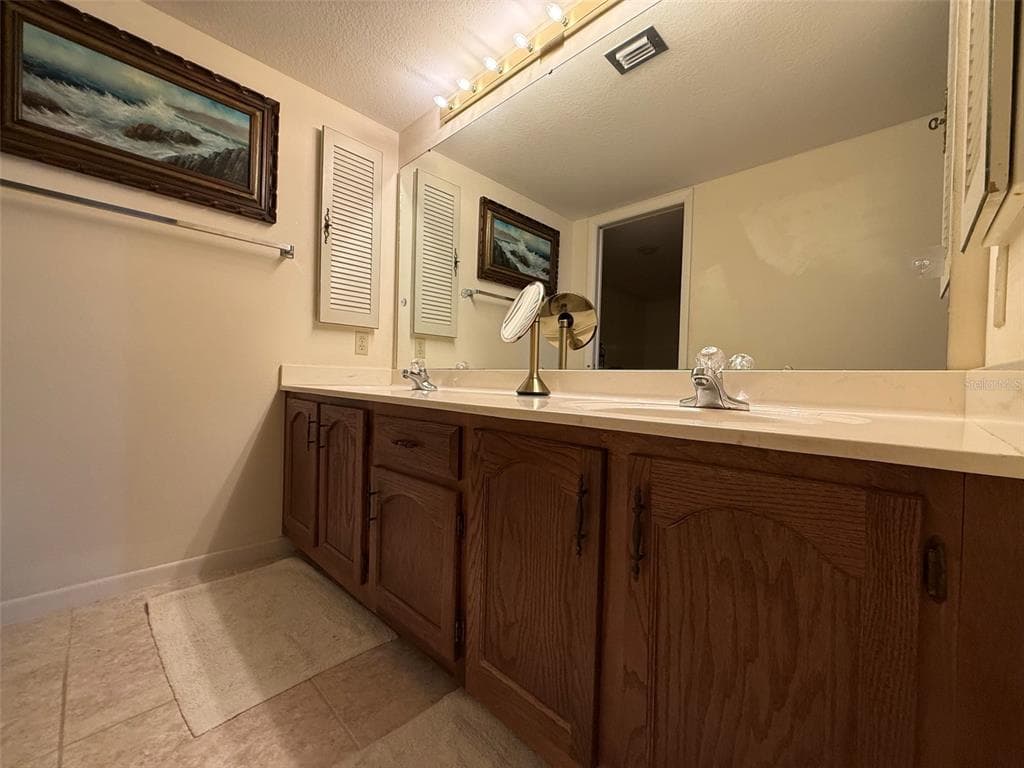 25188 MARION AVENUE E212 photo 19
