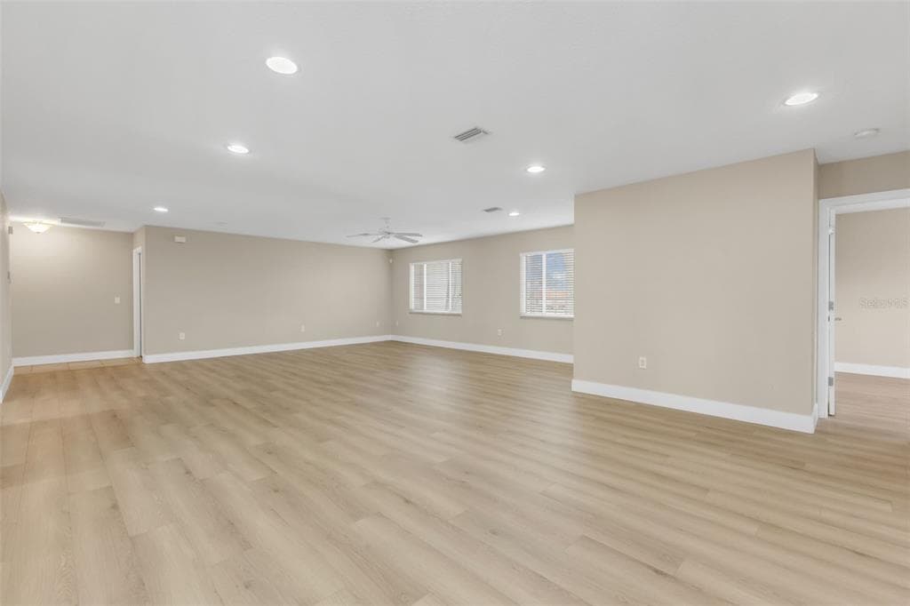 28401 COCO PALM DR photo 12