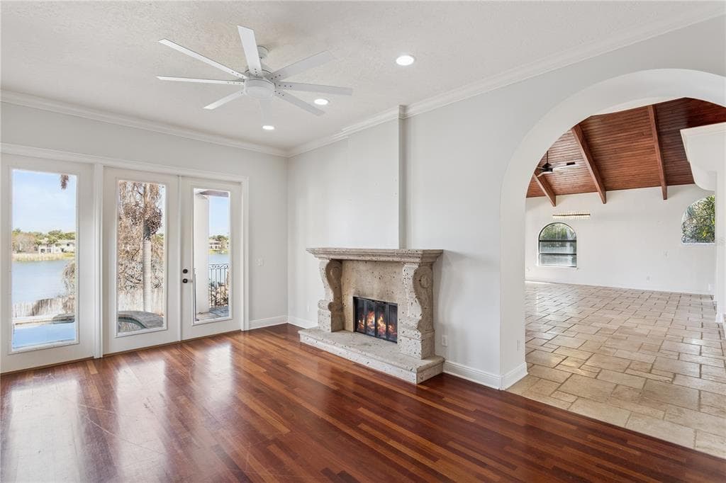 629 MARINER WAY photo 24