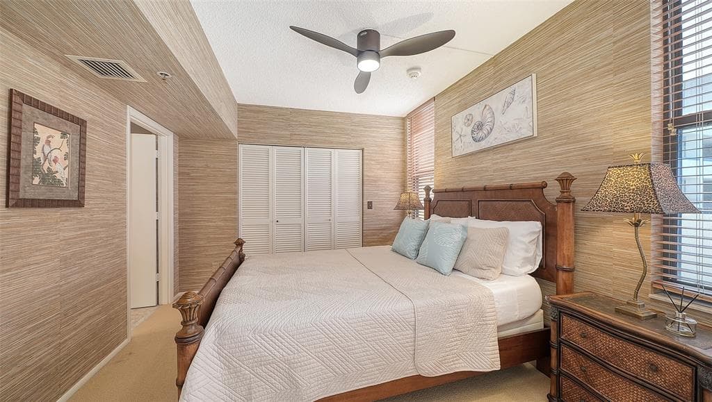 1932 HARBOURSIDE DRIVE 242 photo 20