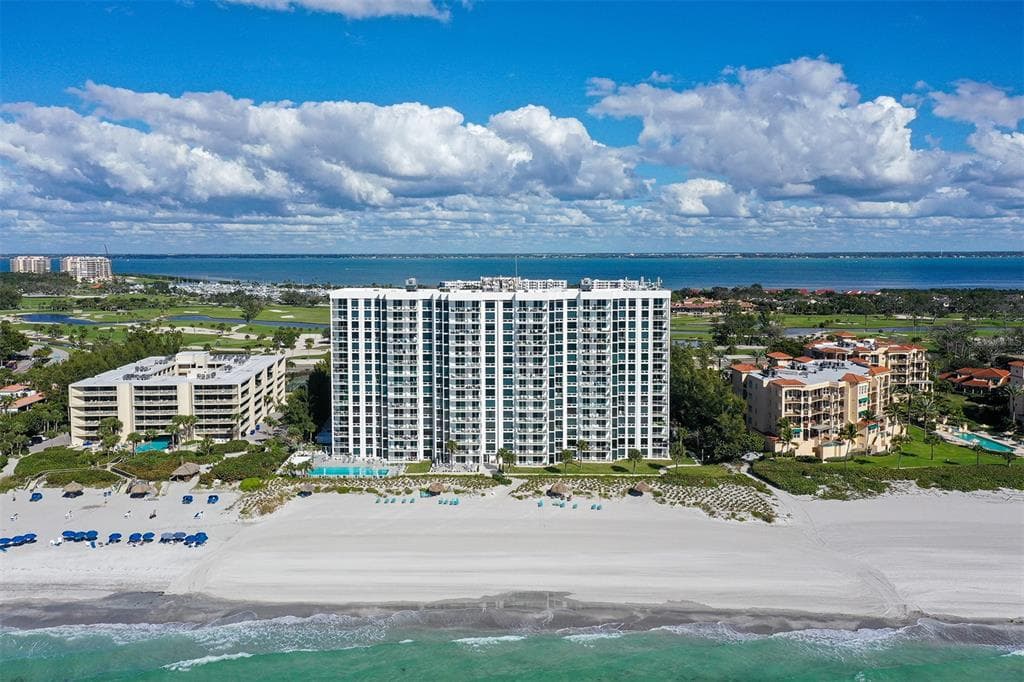 2425 GULF OF MEXICO DRIVE 1A photo 1