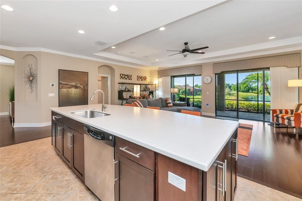 12848 DEL CORSO LOOP photo 18