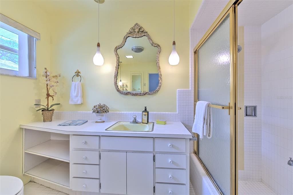 7102 MANDY LANE photo 20