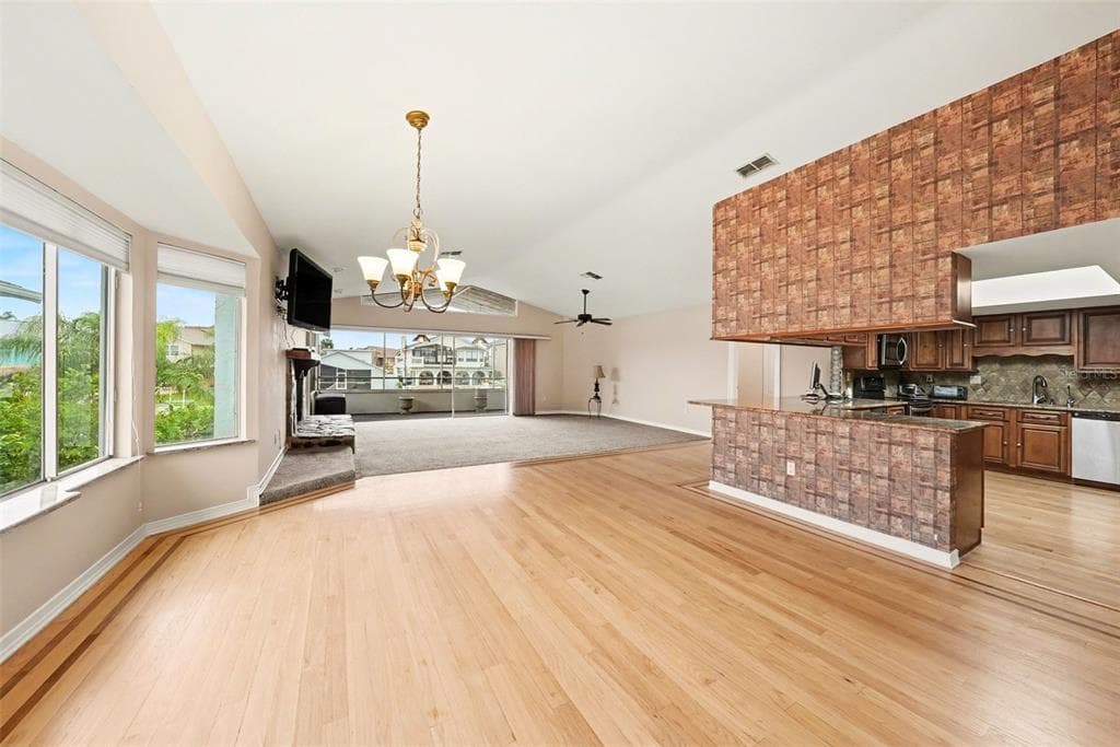 6225 BAYSIDE DRIVE photo 3